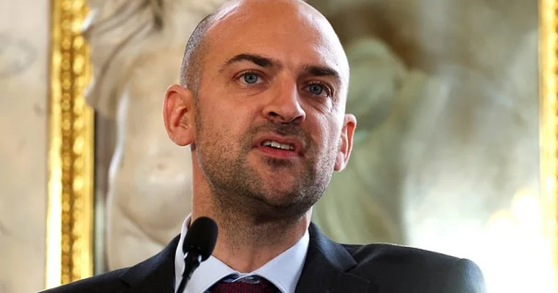 Глава МИД Франции разозлился из за провокационного вопроса об Украине