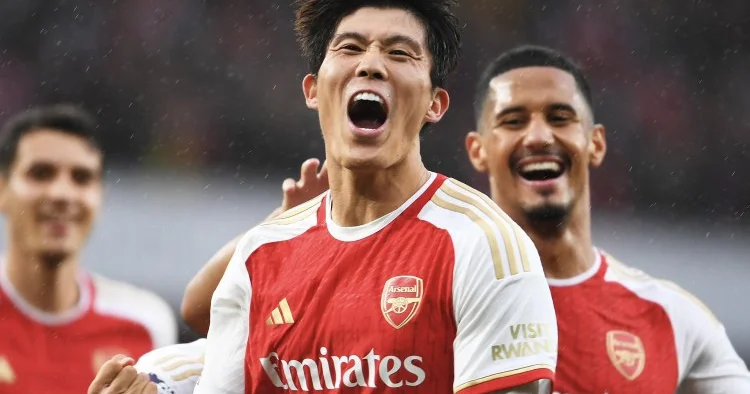 Arsenal müdafiəçisi ilə yollarını ayırdı RƏSMİ