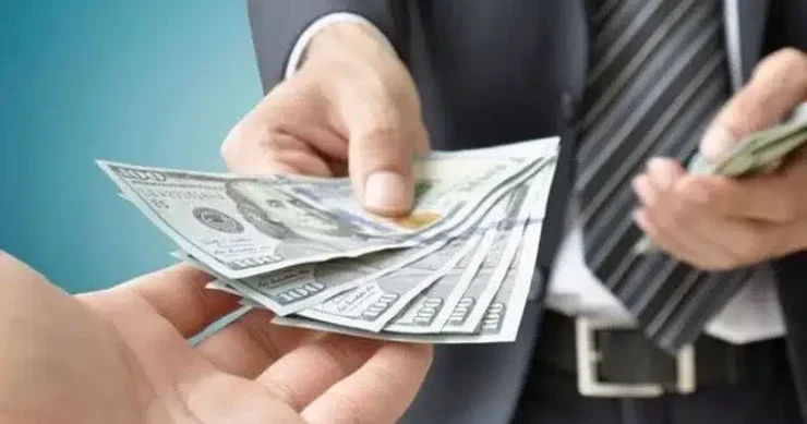 Rüşvət almaqda təqsirləndirilən zabitə HÖKM OXUNDU