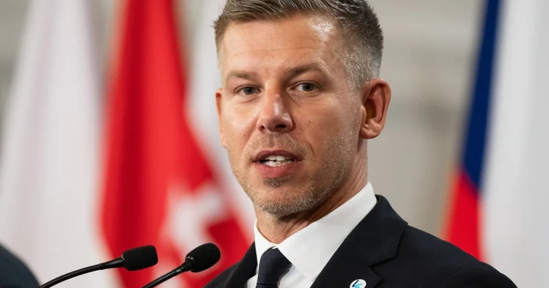 Yenicə Baş nazir oldu, Prezidentin istefasını tələb edir..