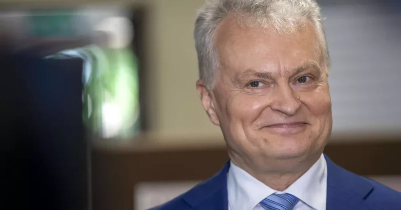 Науседа предупредил о риске распада НАТО