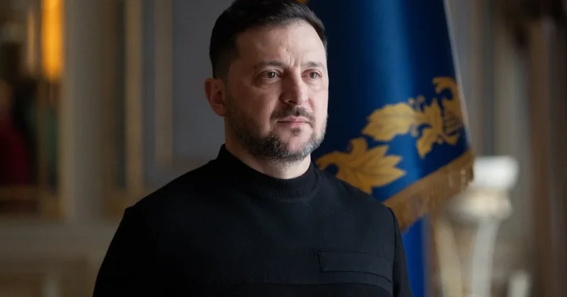 Zelenski Ukraynanın Sankt Peterburq yaxınlığındakı neft terminalına və Kronştadta zərbələrini təsdiqləyib