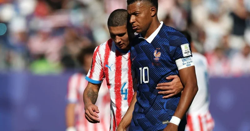 Mbappe paraqvaylı oyunçunu ispan dilində söyüb