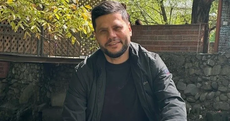 SON DƏQİQƏ! Aparıcı Zaur Kamal yol qəzasına düşdü KONKRET