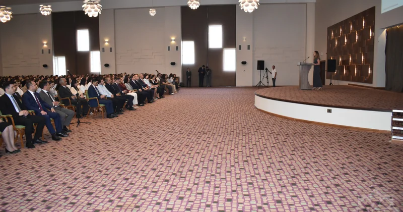 Qaxda Forum: Müəllimlər arasında peşəkar əməkdaşlıq gücləndirilir