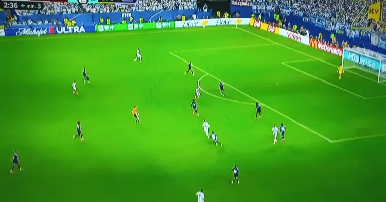 Argentina yenidən irəli çıxdı YENİLƏNİR