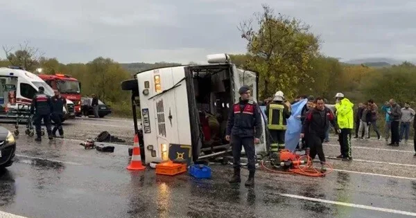 Türkiyədə növbəti ağır qəza: 22 yaralı...