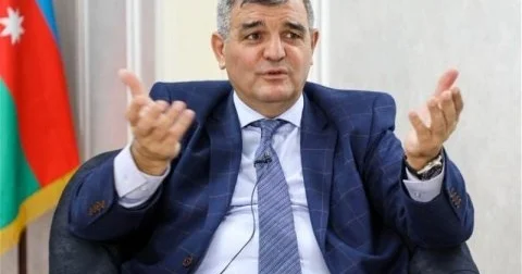 “Əksəriyyət bayağılığa meyl edəndə, qəhrəmanı da tiktoker olur”