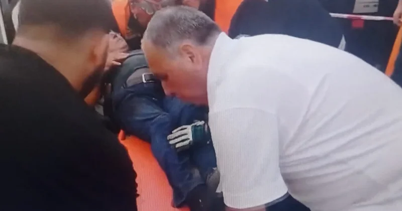 Yevlaxda baş verən yol qəzasında avtomobildə sıxılan sürücü xilas edilib