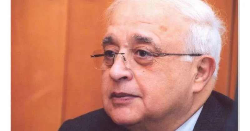 Ədəbiyyatımızın ELÇİNİ Əbülfət MƏDƏTOĞLU yazır