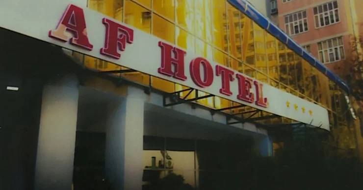 Bakıda HOTELDƏ DƏHŞƏT: sevişdiyi qadını 6 cı mərtəbədən atdı CİNAYƏT İŞİ