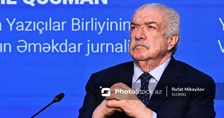 Михаил Гусман прибыл в Баку