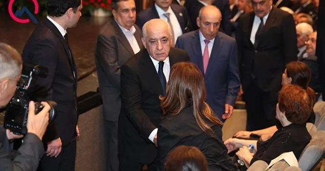 Vida mərasiminə Əli Əsədov da qatıldı Fotolar