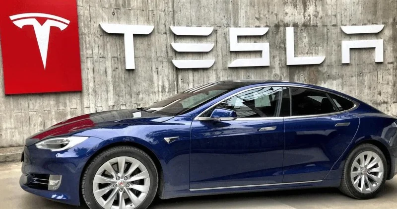Teslanın Şanxay zavodundan iyul ayı tədarükləri 8,4% azalıb