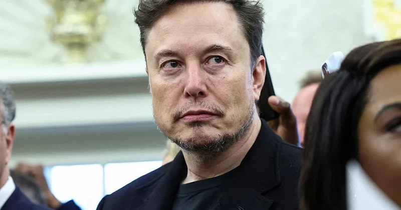 Tesla готова платить Маску миллиарды, чтобы он не покинул компанию