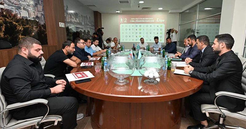 1 ci liqada püşkatma mərasimi keçirildi