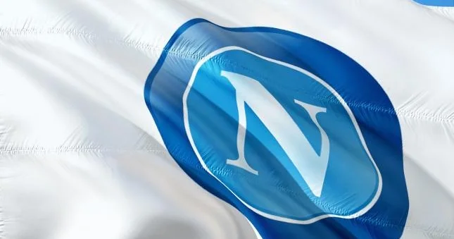 "Napoli"nin 100 illiyə özəl formaları Şəkillər