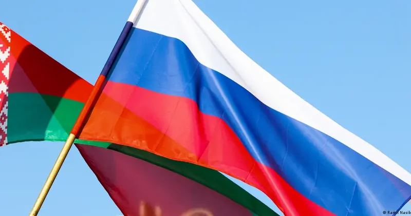 Belarus vətəndaşlarını internetdə Ukraynaya qarşı müharibəyə cəlb edirlər Bloomberg