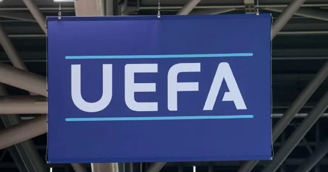 UEFA avrokuboklarda sarı vərəqə qaydasını dəyişdi