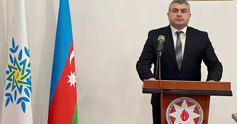 2003 cü il avqustun 4 dən başlanan şərəfli yol ŞƏRH