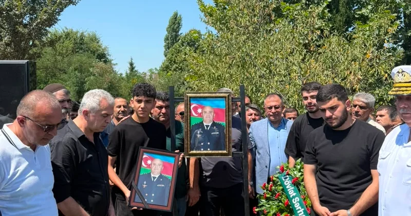Polkovnik Mehman Hacıyev son mənzilə yola salınıb