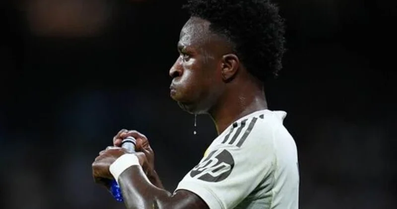 Real Madrid Vinisiusla danışıqları bərpa etdi