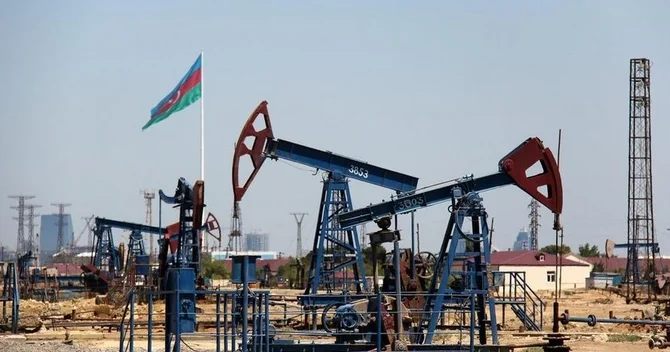 Azeri Light neftinin qiyməti 97 dollardan aşağı düşüb