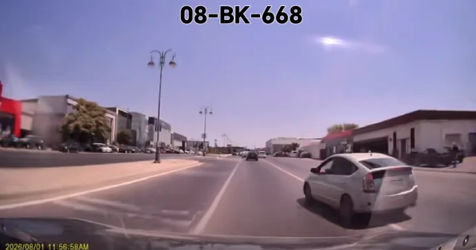 Qaydaları qəsdən pozub təhlükə yaratdı, sonra narazılıq bildirdi VİDEO