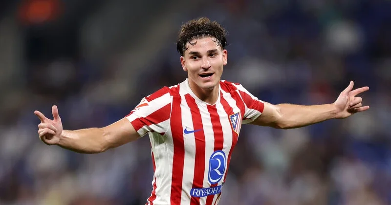 Barselona Xulian Alvaresin transferində israrlıdır