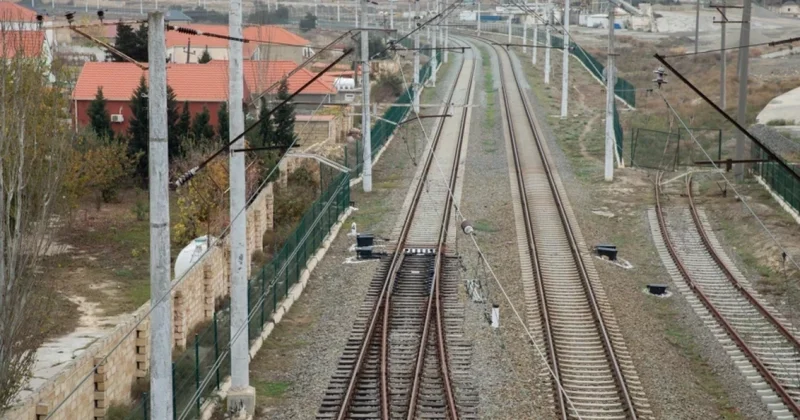ADY dəmir yollarında təhlükəsizlik zonasının mühafizəsini gücləndirəcək