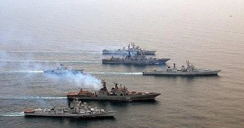 Hindistan gəmisi Qırmızı dənizdə batdı