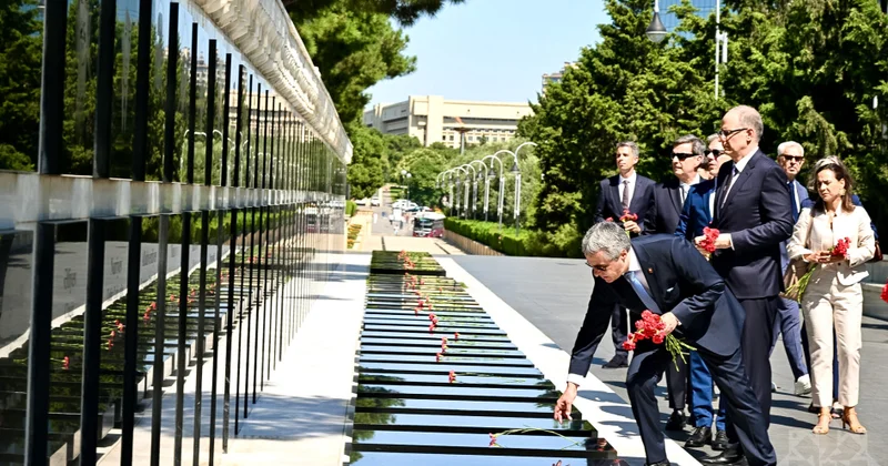 ATƏT in sədri Şəhidlər xiyabanını ziyarət etdi FOTO