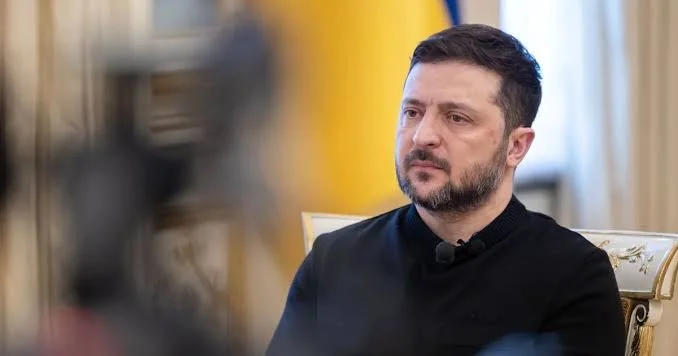 Zelenski: Rusiya postsovet ölkələrindən ilk növbədə bizi sındırmaq istəyir