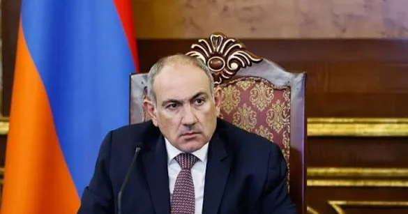 Moskva Paşinyanı açıq aşkar HƏDƏLƏDİ