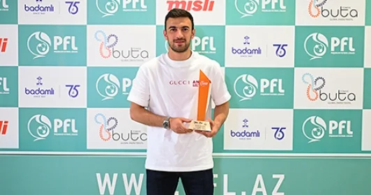 “Neftçi”nin futbolçusu mükafatlandırıldı