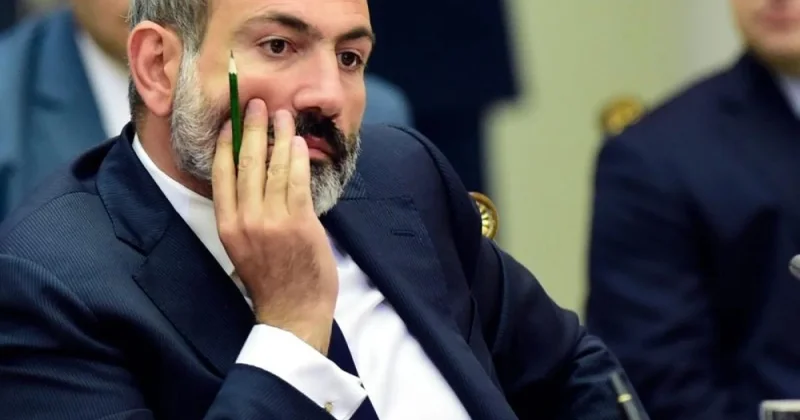 Paşinyan masaların altında gəzəndə... İş adamından açıqlama