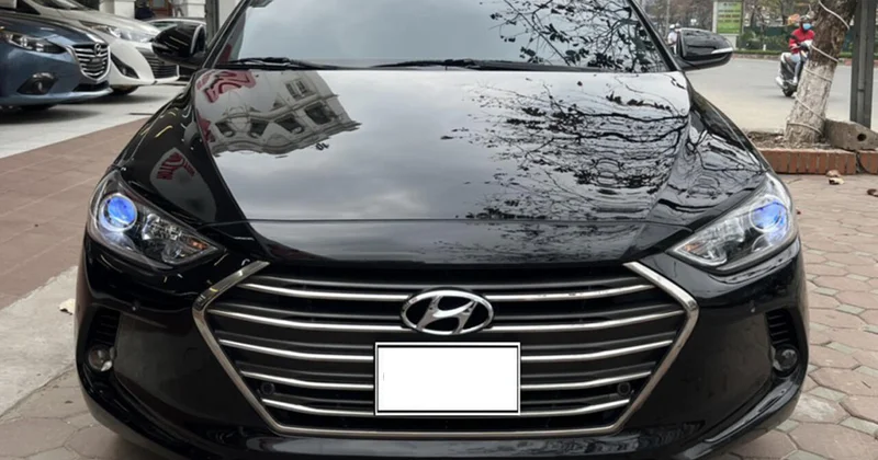 Hyundai inin işçiləri tətil etdi İş saatları azaldılsın