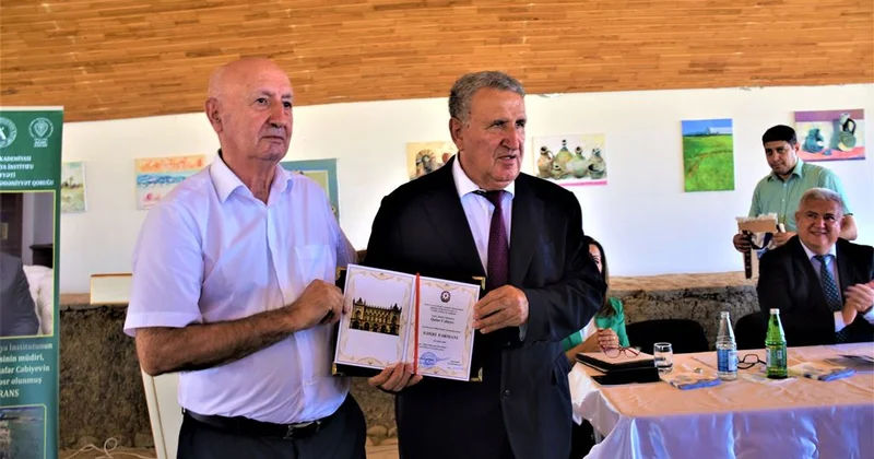 Ağsuda professor Qafar Cəbiyevin anadan olmasının 75 illik yubileyi qeyd edilib