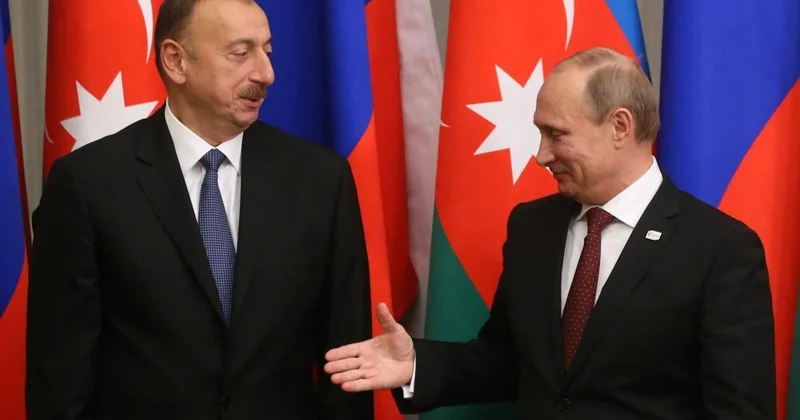 “HƏR ŞEY ÖZ YERİNƏ QOYULACAQ(MI)?” Putin Azərbaycana dair suala geniş cavab verməkdən niyə qaçdı? +VİDEO