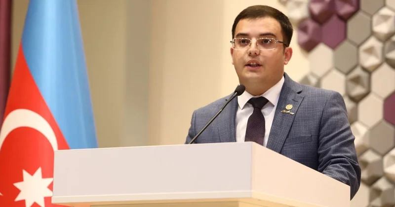 Süni zəka müəllimlərin iş yükünü azaldacaq Ekspert