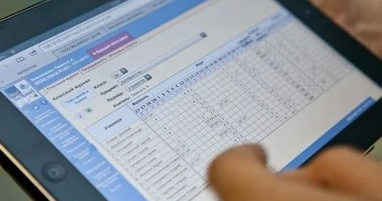 Məktəblər elektron jurnala keçir Bəs müəllimlər buna hazırdır?