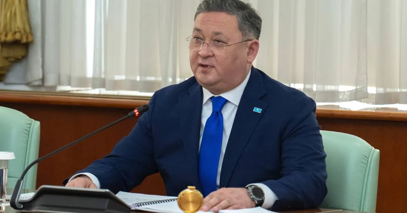 Правительство Казахстана опровергает слухи о задержании главы МИД