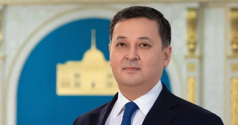 Xarici işlər nazirinin həbsi barədə yayılan məlumatlara aydınlıq gətirildi Rəsmi