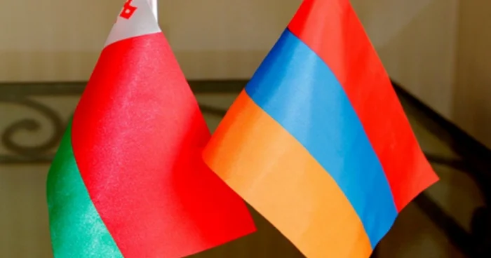 Ermənistanın Belarus əngəli: Lukaşenko Paşinyanın təşəbbüs göstərməsini gözləyir