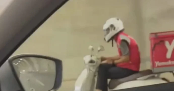 Sürücünün motosikleti idarə etmə forması tənqid edildi VİDEO