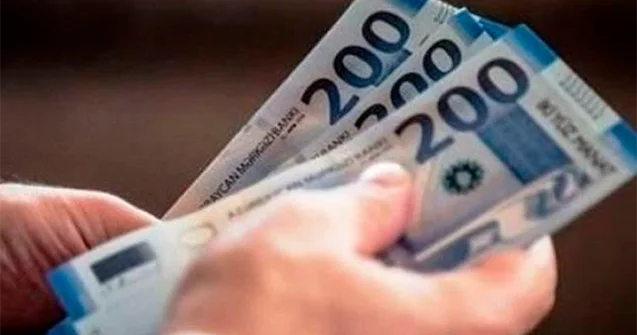 AMB vəzifəli şəxsi 1000 manat cərimələdi