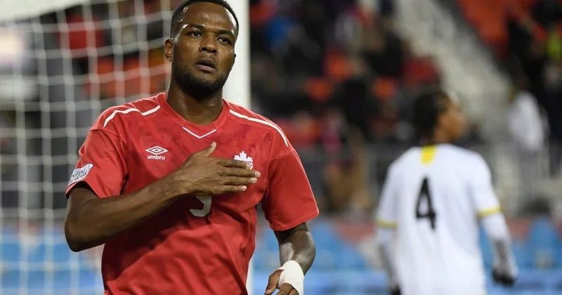 Sabiq Beşiktaş lı Kayl Larin Feyenoord a keçib