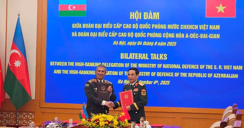 Zakir Həsənov Pham Minh Chinh ilə görüşdü FOTOLAR