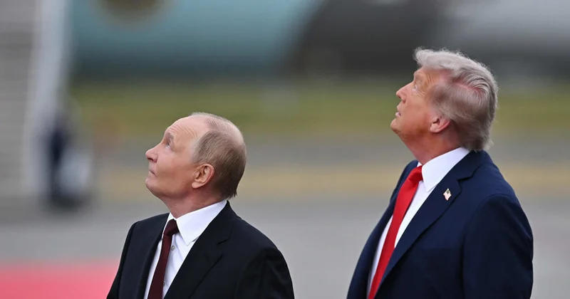 Трамп после разговора с европейскими лидерами разместил фото с Путиным на Аляске
