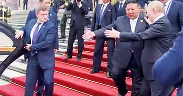 CNN: Pekin paradı sadəcə bir fotoşəkildir...